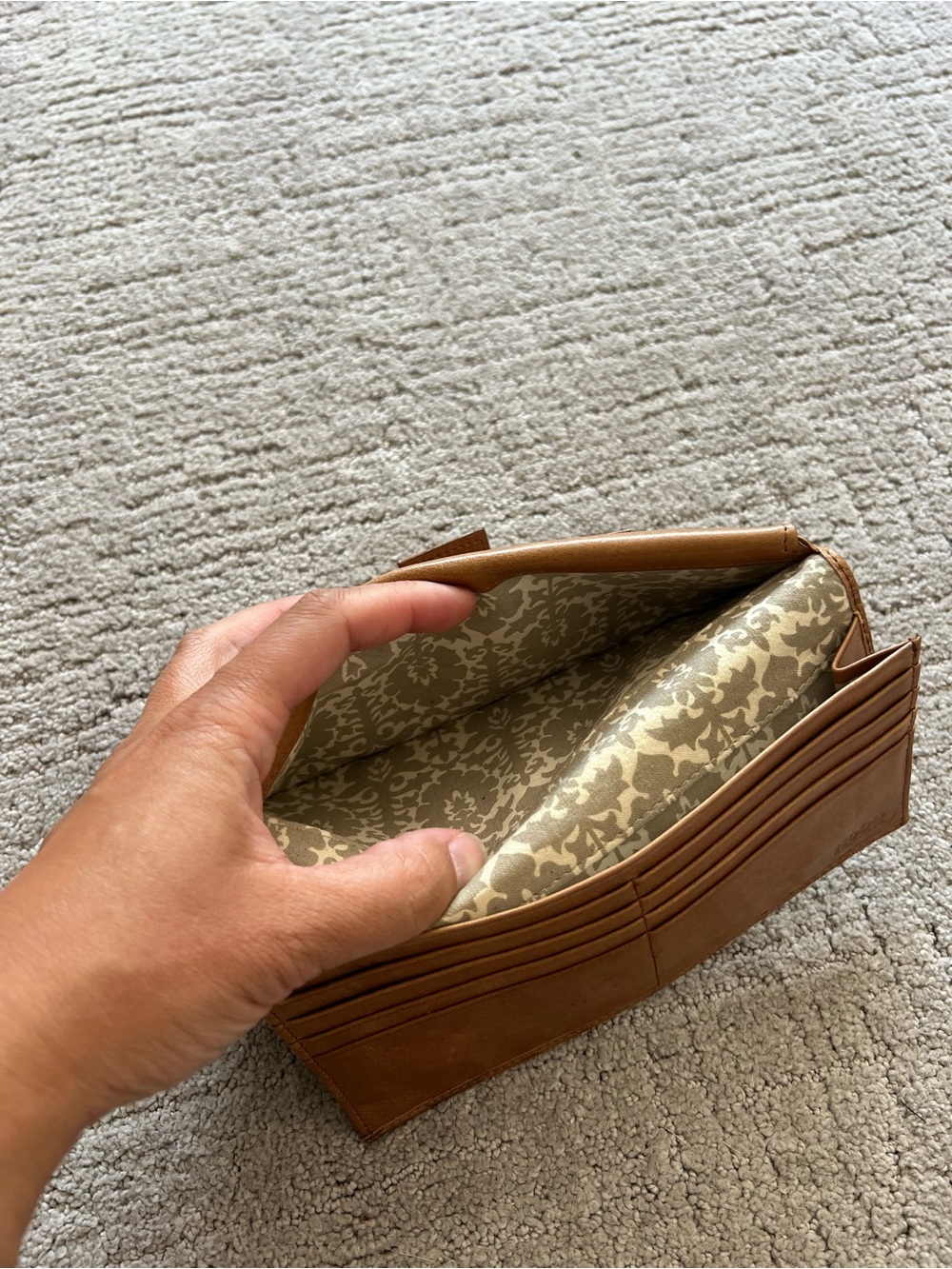 HOBO Embossed Tan Leather Wallet - Picture 13 of 16
